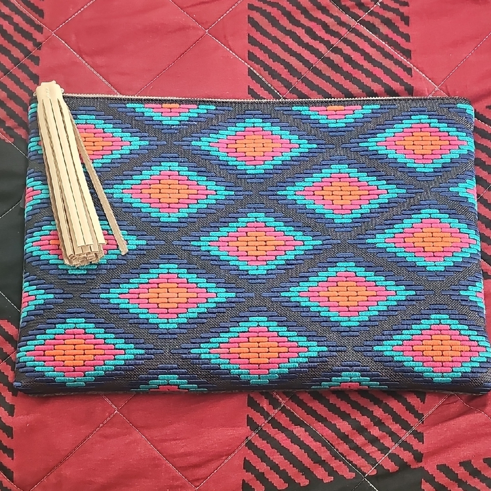 Consuela Rowan Pouch